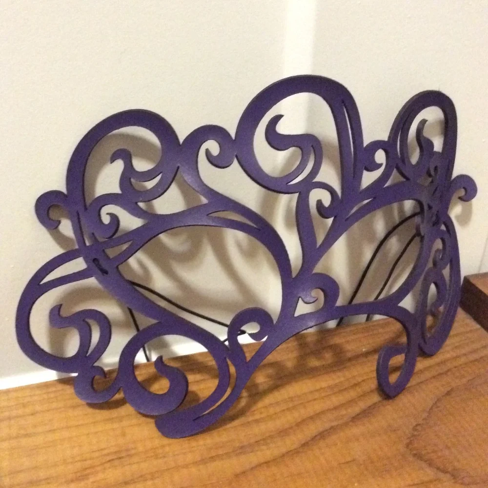 Decorative Filigree leather mask Purple